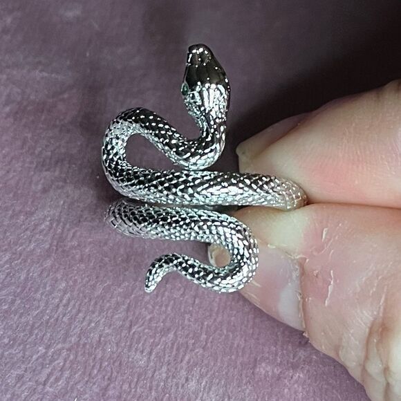 The Green Eyed Serpent Ring in 925 silver - Picture 7 of 12